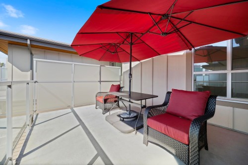 601-7133 14Th Avenue, Burnaby, BC 