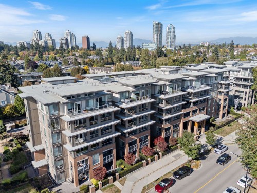 601-7133 14Th Avenue, Burnaby, BC 