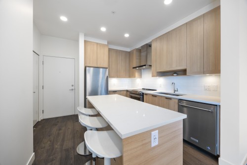 601-7133 14Th Avenue, Burnaby, BC 