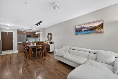 115-9399 Tomicki Avenue, Richmond, BC 