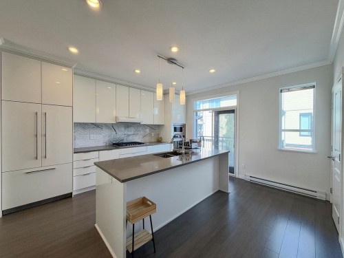 102-10388 No. 2 Road, Richmond, BC 