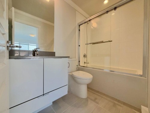 102-10388 No. 2 Road, Richmond, BC 