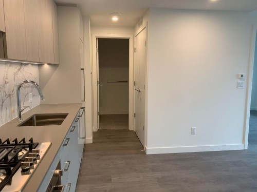 1005-6468 Willingdon Avenue, Burnaby, BC 