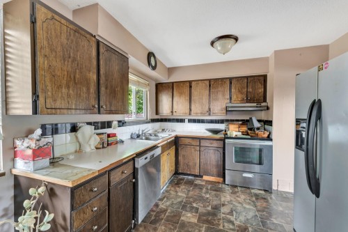 24931 121 Avenue, Maple Ridge, BC 