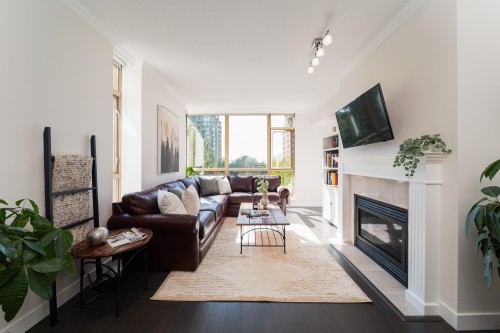 507-6838 Station Hill Drive  Burnaby, BC V3N 5A4