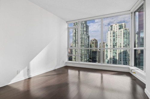 2007-1189 Melville Street, Vancouver, BC 
