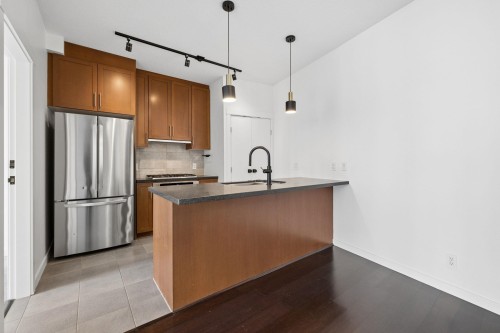2007-1189 Melville Street, Vancouver, BC 