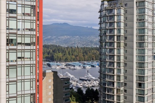 2007-1189 Melville Street, Vancouver, BC 