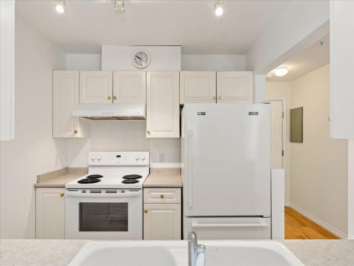 207-3638 Rae Avenue, Vancouver, BC 