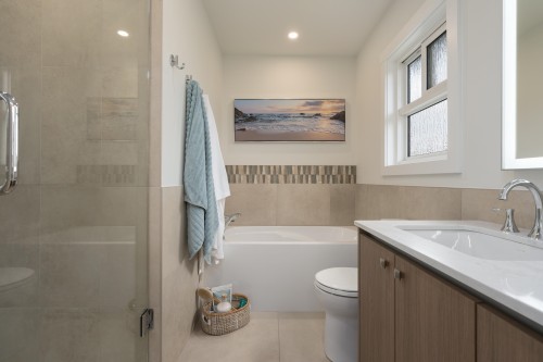 841 21St Avenue E, Vancouver, BC 