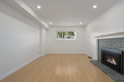 841 21St Avenue E, Vancouver, BC 