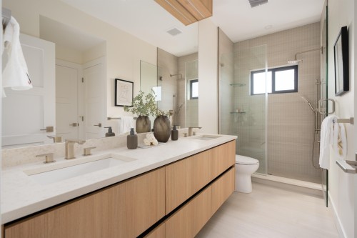 2-4828 Albert Street, Burnaby, BC 