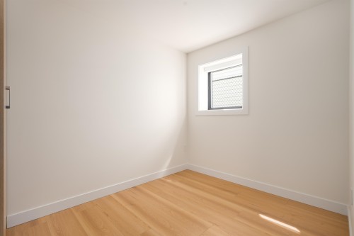 2-4828 Albert Street, Burnaby, BC 