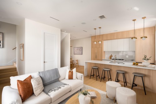 2-4828 Albert Street, Burnaby, BC 