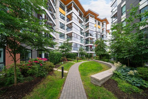 413-11641 227 Street, Maple Ridge, BC 
