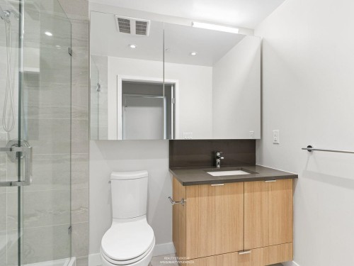 1401-3430 Kent Avenue E, Vancouver, BC 