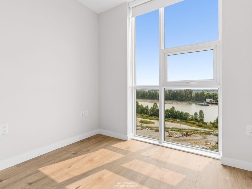 1401-3430 Kent Avenue E, Vancouver, BC 