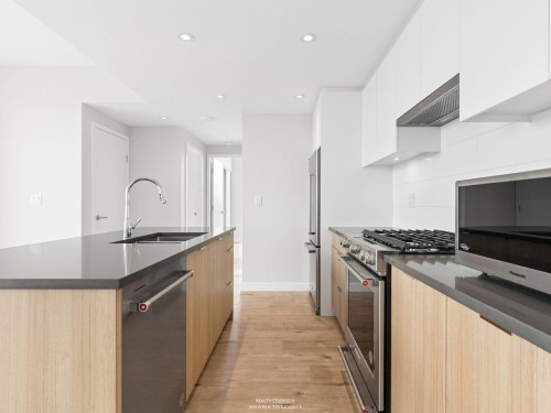 1401-3430 Kent Avenue E, Vancouver, BC 