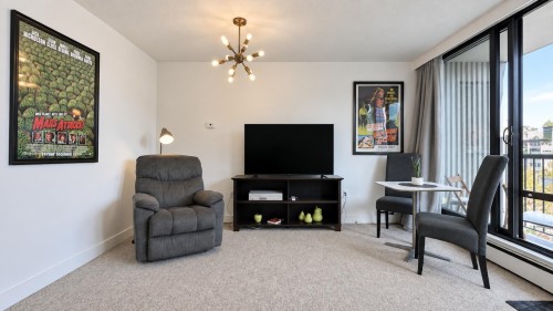 1103-1330 Harwood Street, Vancouver, BC 