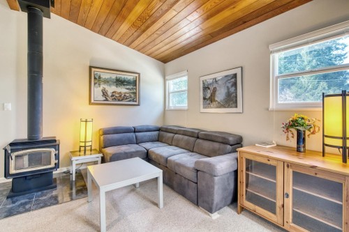 13282 Keelson Road, Garden Bay, BC 