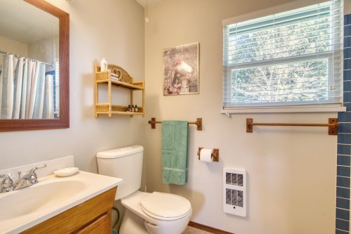 13282 Keelson Road, Garden Bay, BC 