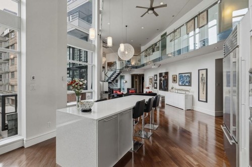 401-988 Richards Street, Vancouver, BC 