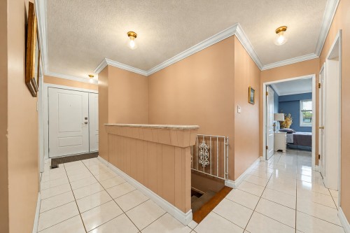 775 Esmond Avenue, Burnaby, BC 