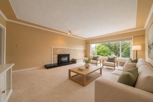 775 Esmond Avenue, Burnaby, BC 