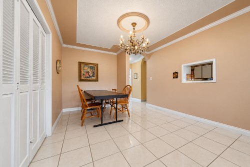 775 Esmond Avenue, Burnaby, BC 