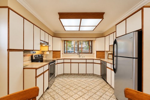 775 Esmond Avenue, Burnaby, BC 