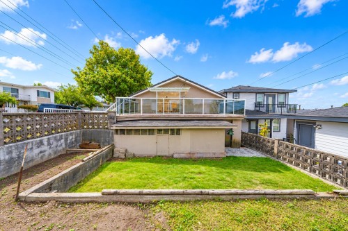 775 Esmond Avenue, Burnaby, BC 