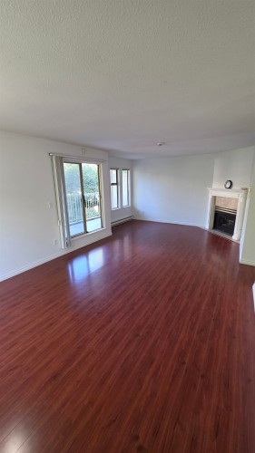27-7520 18Th Street, Burnaby, BC 