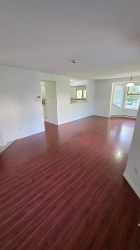 27-7520 18Th Street, Burnaby, BC 