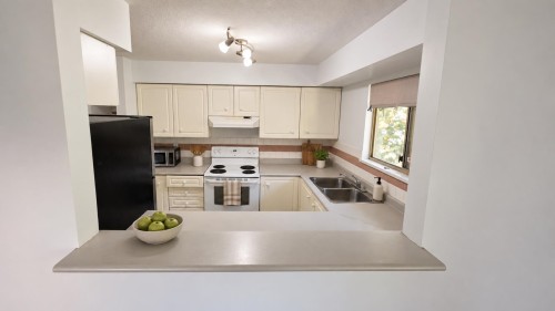 27-7520 18Th Street, Burnaby, BC 
