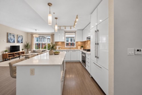 311-9551 Alexandra Road, Richmond, BC 