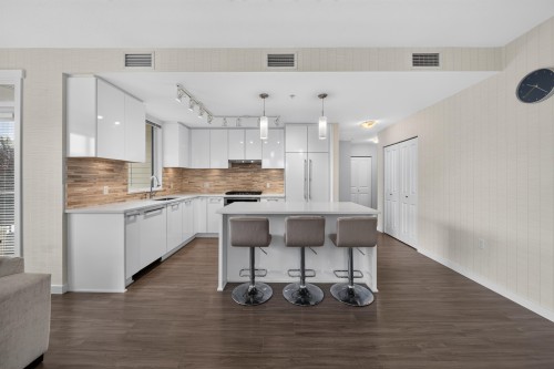 311-9551 Alexandra Road, Richmond, BC 
