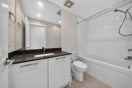 311-9551 Alexandra Road, Richmond, BC 