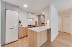 102-270 3rd Street WNorth Vancouver, BC V7M 1G1