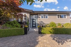 1599 Eden Avenue Coquitlam, BC V3J 2R2