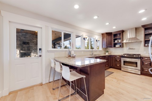 1599 Eden Avenue, Coquitlam, BC 