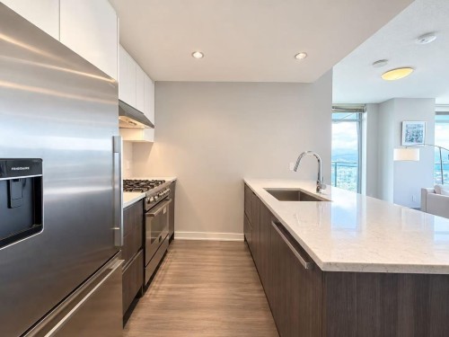 2506-4900 Lennox Lane, Burnaby, BC 
