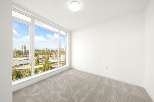 1601-7683 Park Crescent, Burnaby, BC 