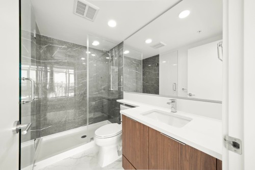 1601-7683 Park Crescent, Burnaby, BC 