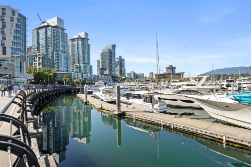 Th19-1281 W Cordova Street, Vancouver, BC 