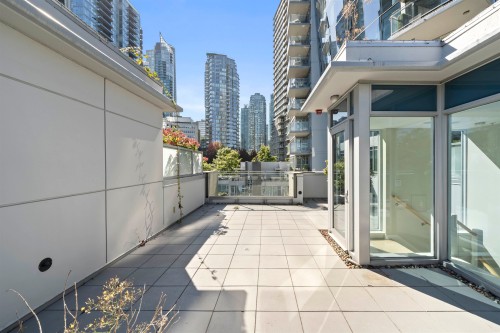 Th19-1281 W Cordova Street, Vancouver, BC 