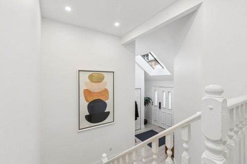 5709 Owl Court, North Vancouver, BC 