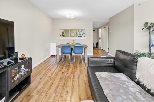 307-460 Westview Street, Coquitlam, BC 