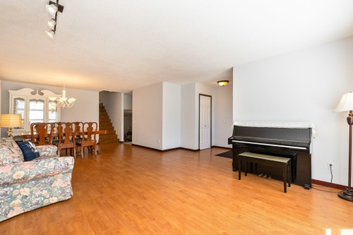 22687 Kendrick Loop, Maple Ridge, BC 