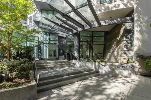 2410-501 Pacific Street, Vancouver, BC 