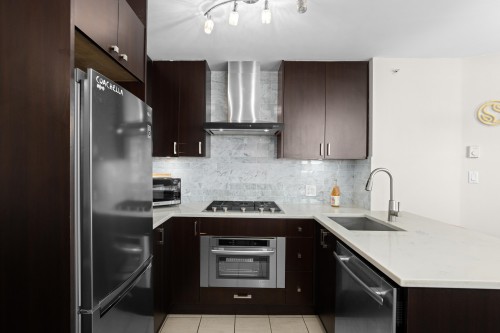 2410-501 Pacific Street, Vancouver, BC 